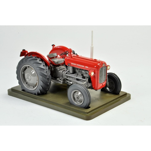 526 - G & M Farm Models 1/16 Model Farm Issue comprising No.5005 Massey Ferguson 35 Tractor. Appears Excel... 