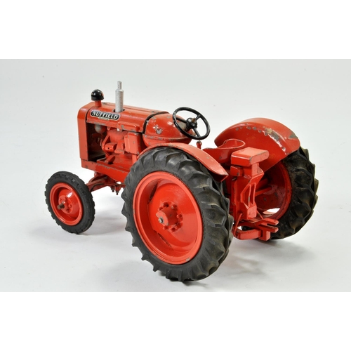 529 - Denzil Skinner 1/16 Model Farm Issue comprising Nuffield Universal Tractor. Appears generallly compl... 