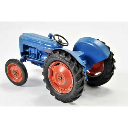 530 - Chad Valley approx. 1/20 Model Farm Issue comprising Fordson Dexta Tractor. Hard to Find. Appears ge... 