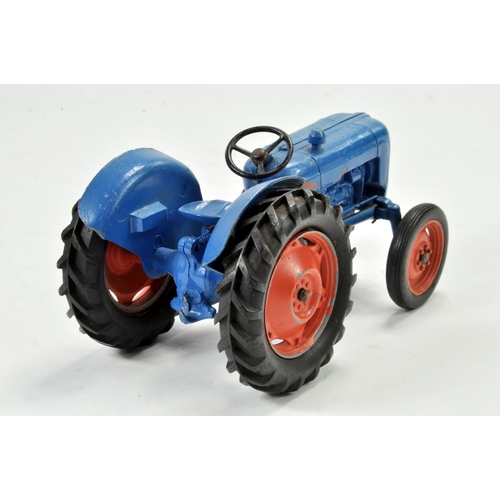 530 - Chad Valley approx. 1/20 Model Farm Issue comprising Fordson Dexta Tractor. Hard to Find. Appears ge... 