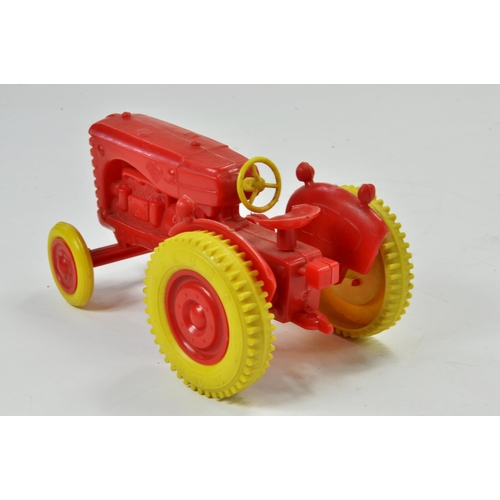 535 - Kakuro copy of Raphael Lipkin approx. 1/20 Plastic Model Farm Issue comprising Massey Harris 745 Tra... 