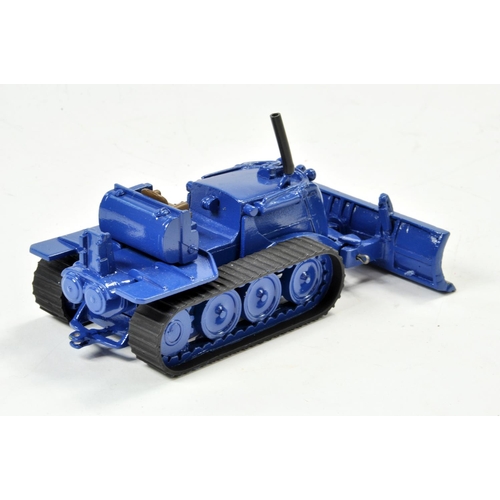 539 - Denzil Skinner approx 1/48 model of the Vickers Vigor Crawler Tractor with Dozer Blade. Rare issue a... 