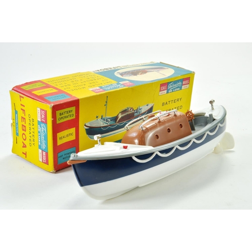 1206 - Telsalda Plastic Issue Boat. Missing some components but still good in original box.