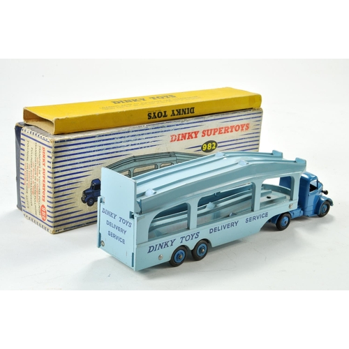 1377 - Dinky No. 982 Pullmore Car Transporter with Loading Ramp. An excellent example with little or no sig... 