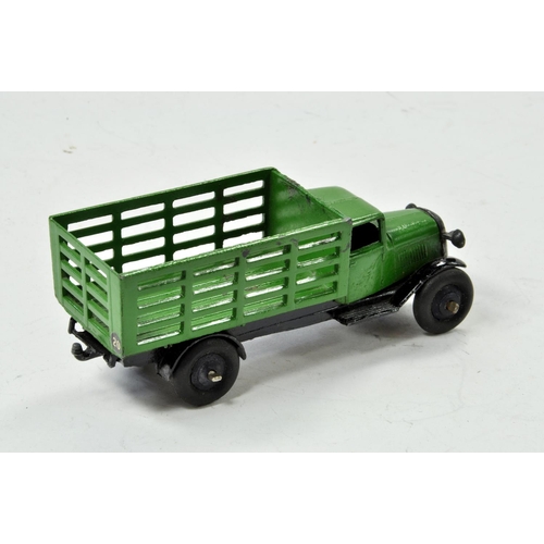 1412 - Dinky 25 series Market Gardeners Lorry in green. Generally excellent with only minor signs of wear.