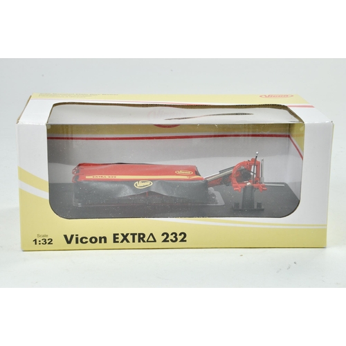 89 - Universal Hobbies 1/32 Farm issue comprising Vicon Extra 232 Mower. Excellent, box has very minor st... 