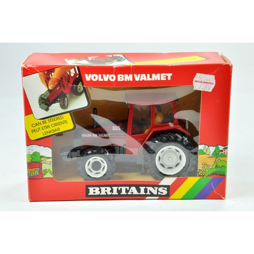 104 - Britains 1/32 Farm issue comprising Volvo BM Valmet 805 tractor. Excellent, box has minor storage we... 