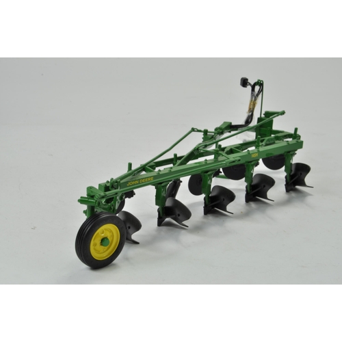 10 - Ertl Precision Series 1/16 John Deere Model F145H 5 Bottom Plough. Has been on display, otherwise ve... 