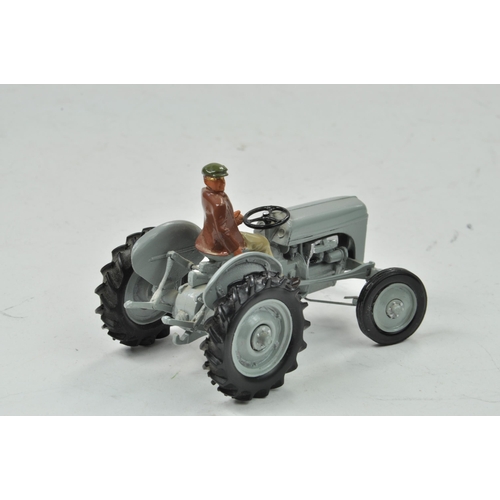 100 - Britains 1/32 Farm issue comprising Vintage Series Ferguson TE20 Tractor with Figure. Appears genera... 