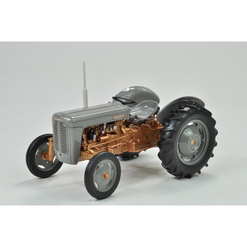 28 - Universal Hobbies 1/16 Ferguson FE35 Tractor. Has been on display but appears excellent with origina... 