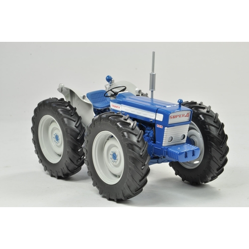 58 - Universal Hobbies 1/16 County 654 Tractor. Has been on display but appears excellent with original b... 