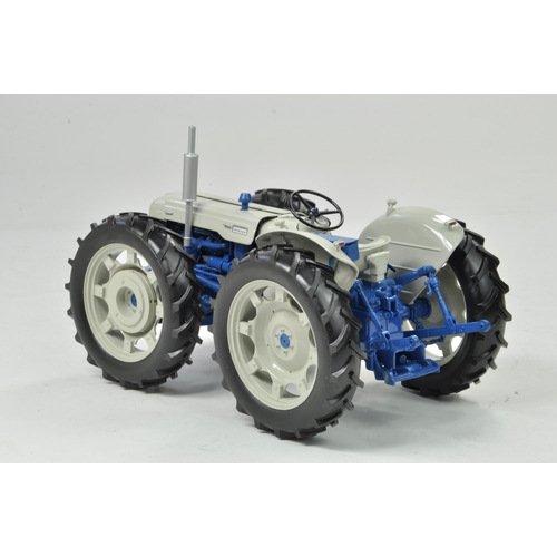 60 - Universal Hobbies 1/16 County Super Four Tractor. Special Edition, with Plinth. Has been on display ... 