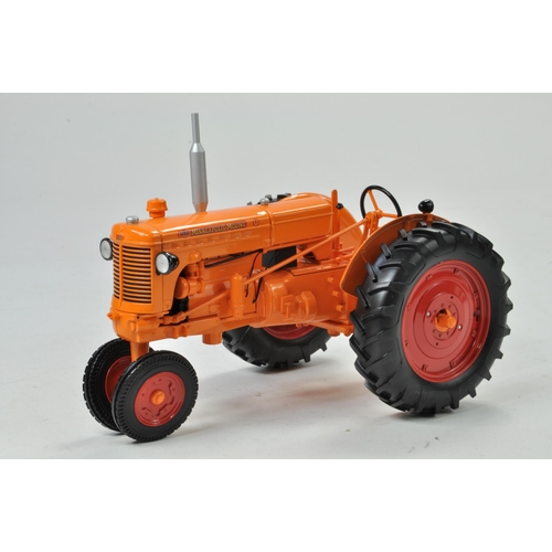 61 - Spec Cast 1/16 Minneapolis Moline U Gas Tractor. Has been on display but appears excellent with orig... 