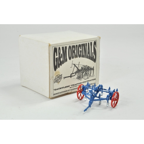 158 - G&M Originals 1/32 Farm Issue comprising Ransomes Dauntless Tractor Cultivator. Appears excellent, c... 