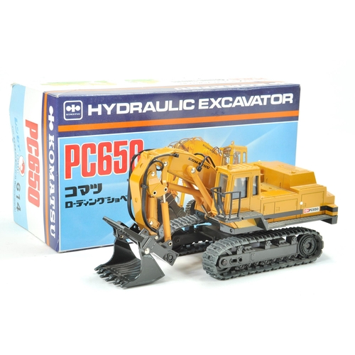 92 - Shinsei 1/50 construction issue comprising No. 614 Komatsu PC650 Tracked Excavator. Appears generall... 