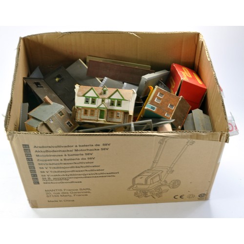 1098 - A large box of Model Railway Buildings, ex layout, with attention required on most.