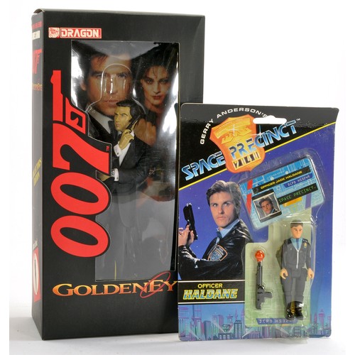 1256 - Dragon 1/9 scale figure comprising James Bond 007 Goldeneye issue. Excellent and unopened plus Space... 