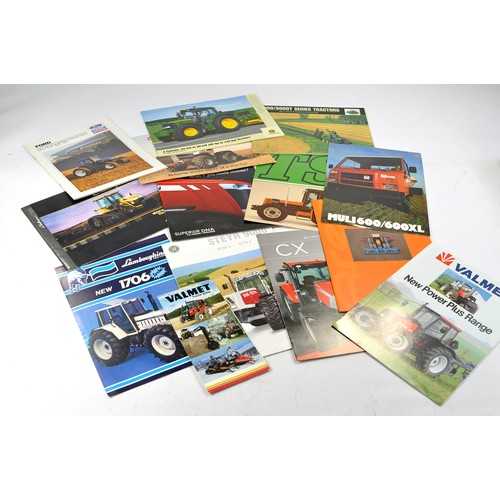 466 - Tractor and Machinery Literature comprising sales brochures and leaflets from Lamborghini, Zetor, Be... 