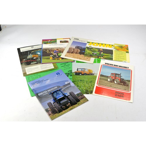 465 - Tractor and Machinery Literature comprising sales brochures and leaflets from John Deere, New Hollan... 