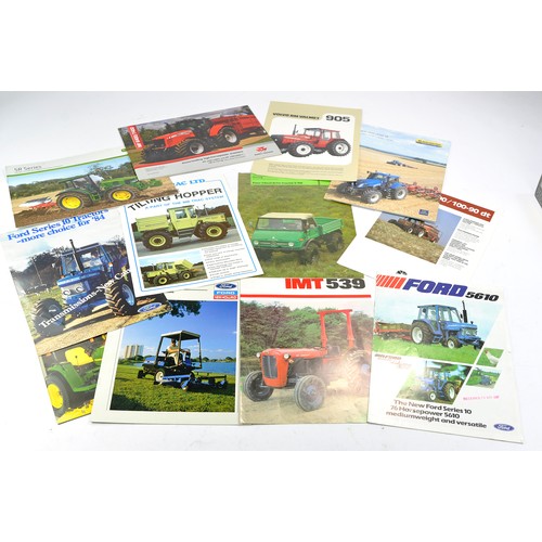 465 - Tractor and Machinery Literature comprising sales brochures and leaflets from John Deere, New Hollan... 