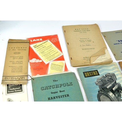 468 - Further interesting assortment of hard to find Vintage Tractor and Machinery related literature comp... 