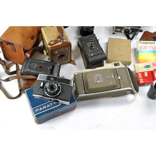 1602 - Further selection of vintage camera and photography equipment some very early, comprising Kodak issu... 