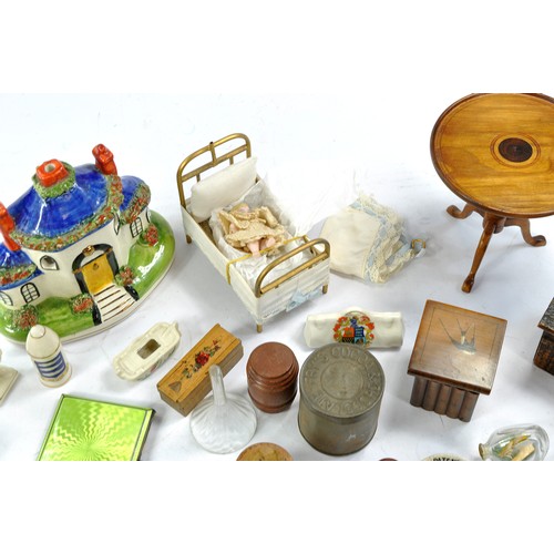 1573 - Eclectic group of vintage bygones and interesting items comprising souvenir china pieces, various in... 