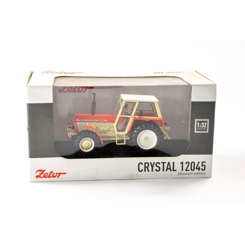 165 - Universal Hobbies 1/32 Farm Issue comprising Zetor Crystal 12045 Museum Edition Tractor. Appears Exc... 