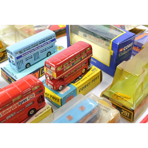 475 - An impressive collection of older Bus / Coach issues from Dinky and Corgi including some harder to f... 