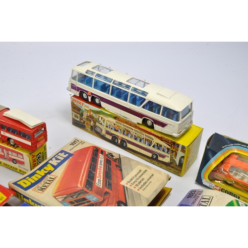 475 - An impressive collection of older Bus / Coach issues from Dinky and Corgi including some harder to f... 