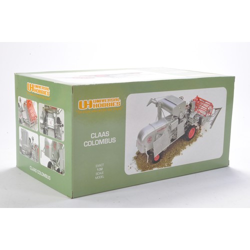 182 - Universal Hobbies 1/32 Claas Columbus Combine. Looks to be without fault in original box.