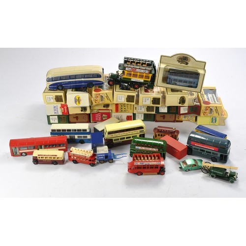 582 - Assorted diecast bus issues, some loose as shown. Various makers including Corgi, Lledo etc.