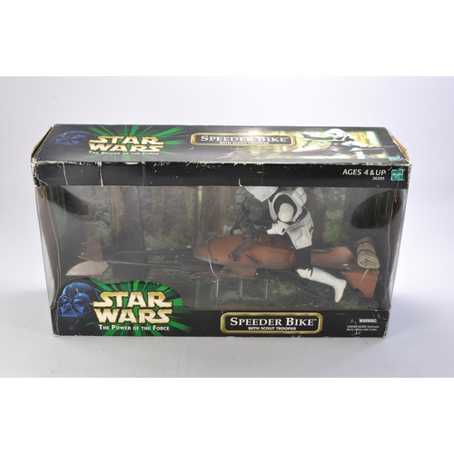 585 - Hasbro Star Wars Power of the Force Speeder Bike with Scout Trooper. Looks to be complete with origi... 