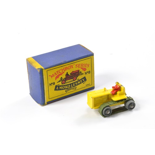 240 - Matchbox Regular Wheels comprising No. 8a Caterpillar Tractor. Pale yellow with red driver, green tr... 