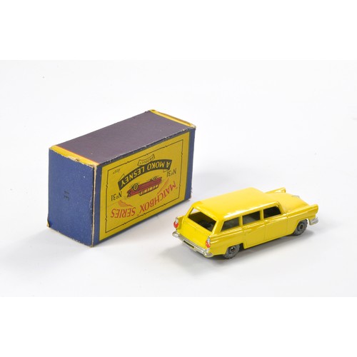 260 - Matchbox Regular Wheels comprising No. 31a Ford Fairlane Station Wagon. Yellow, Matt Black base, met... 