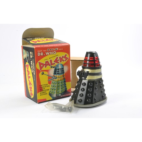 431 - Marx 1964 Battery Operated Dalek from Doctor Who. This issue in black is complete and looks to be ge... 