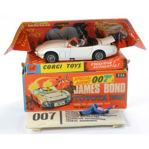 443 - Corgi No. 336 James Bond 007 Toyota 2000GT. Complete with figures and sealed secret instructions. Ex... 