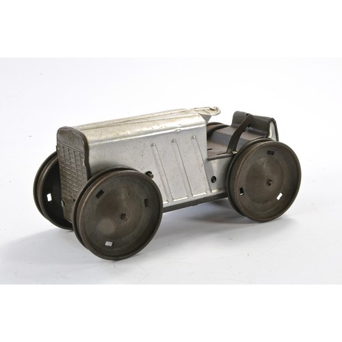 633 - Marx (USA) large tinplate mechanical tractor. In working order, signs of wear, missing tracks but st... 