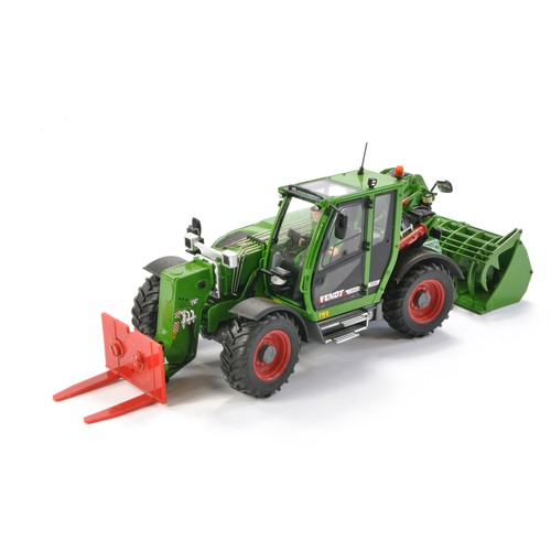 83 - Universal Hobbies 1/32 Fendt Cargo T955 Telehandler. Modified for various attachments. Generally ver... 