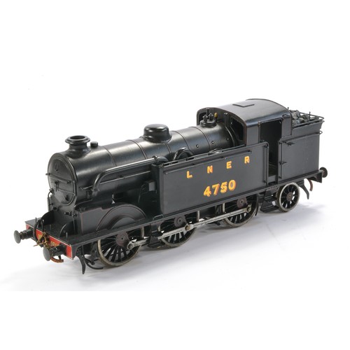 352 - Model Railway issue comprising Superb Hand Built O Gauge LNER 4750 Locomotive. With Presentation Cas... 