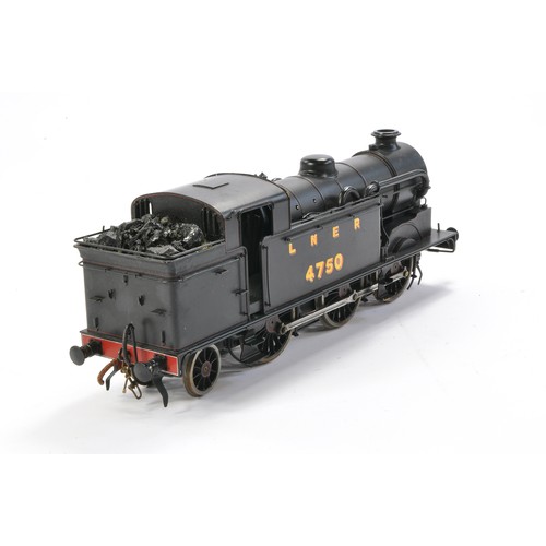 352 - Model Railway issue comprising Superb Hand Built O Gauge LNER 4750 Locomotive. With Presentation Cas... 