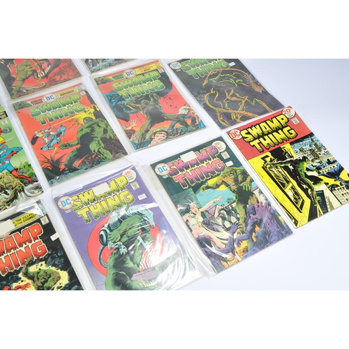 165 - DC Comics comprising Swamp Thing older collection including #23, 21, 19, 18, 17, 16, 15, 14, 13, 12,... 