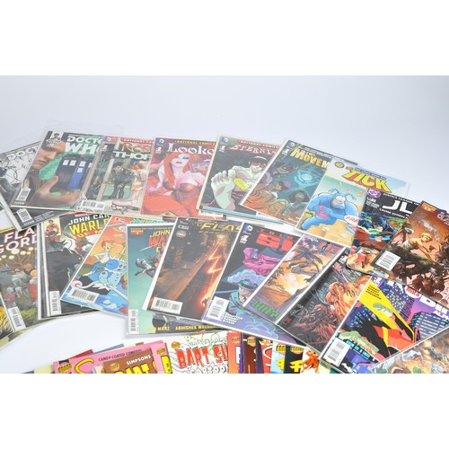 162 - A large collection of modern age comics from mostly Marvel and DC plus some others (Topps, Dynamite,... 