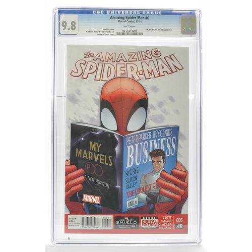 17 - Graded Comic Book Interest Comprising Amazing Spider - Man #6 - Marvel Comics 11/14 - Dan Slott Stor... 