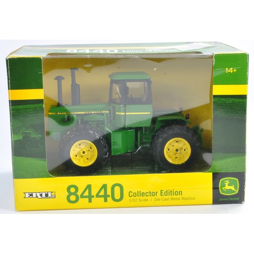 91 - Ertl (2008) 1/32 Farm Model Issue comprising No. 15994A John Deere 8440 Tractor. Collector Edition. ... 