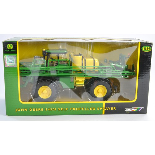 100 - Britains (2008) 1/32 Farm Model Issue comprising No. 42462 John Deere 5430i Self Propelled Sprayer. ... 