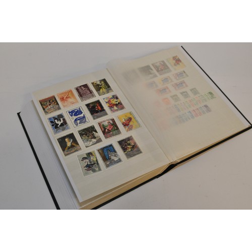 229 - Stamps (france), to include an extensive album of French issues comprising mint and used issues.