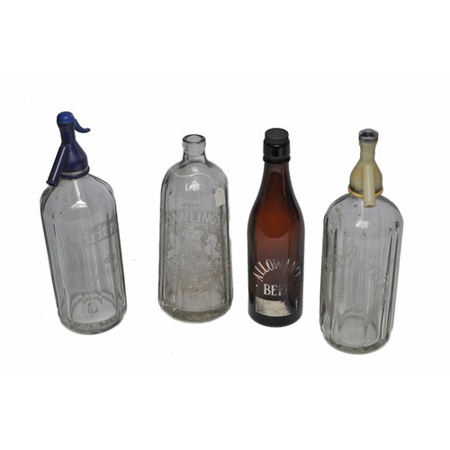 339 - A group of vintage bottles / glassware as shown, including Britvic, Schweppes etc.