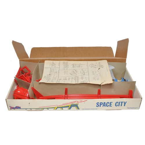 824 - Multiple Toy Makers (USA) (for Gerry Anderson) Steve Zodiac's Fireball XL5 Space City Set comprising... 
