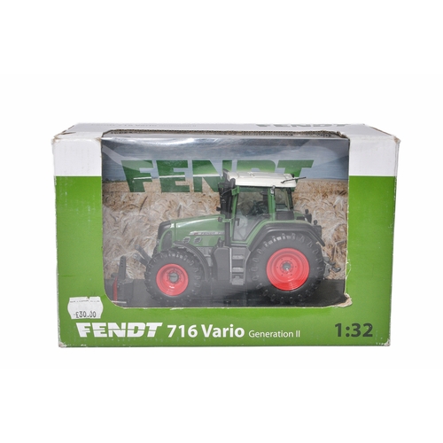 71 - Universal Hobbies 1/32 diecast farm model issue comprising Fendt 716 Vario Tractor. Model is likely ... 